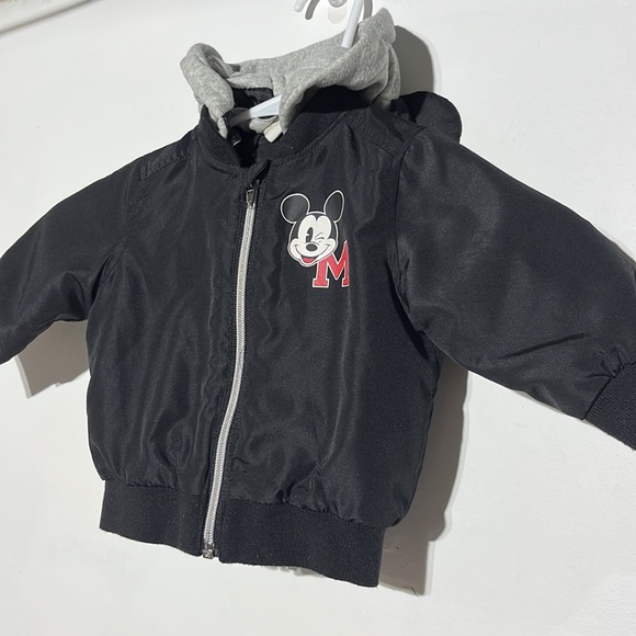 H&M Black Mickey Mouse Bomber Jacket With Jersey Hood Size 4-6 Months - Picture 3 of 7